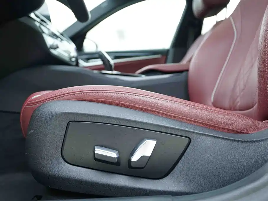 BMW 5 Series 2024 — фото 13