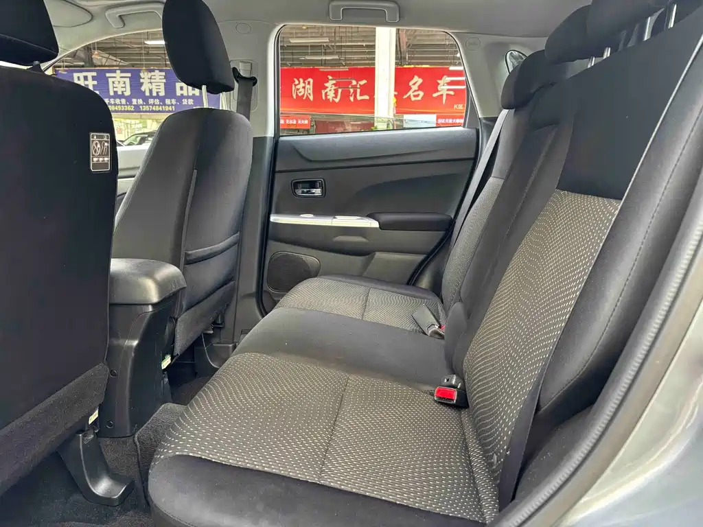 Mitsubishi Jinxuan ASX 2015 — фото 9