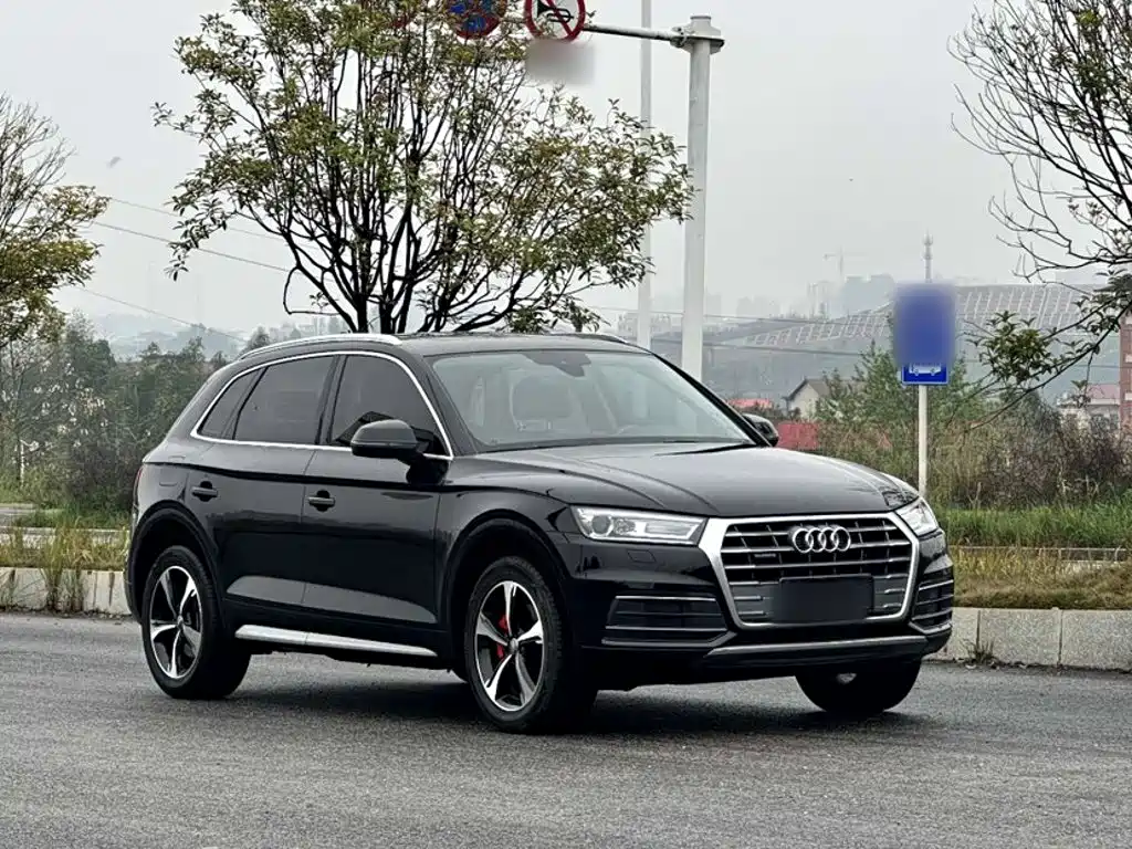 Audi Q5L 2019 — фото 4