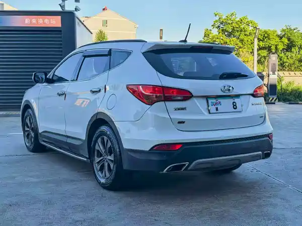 Hyundai Santa Fe 2014