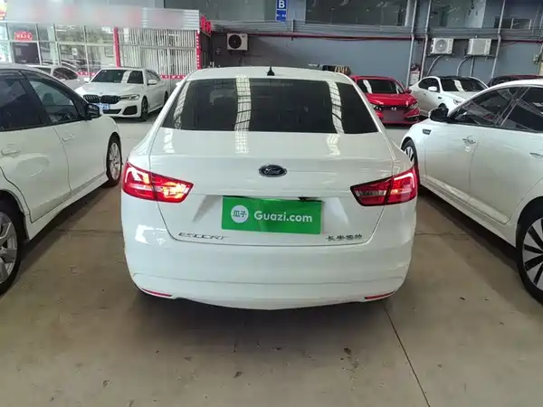 Ford Escort 2017