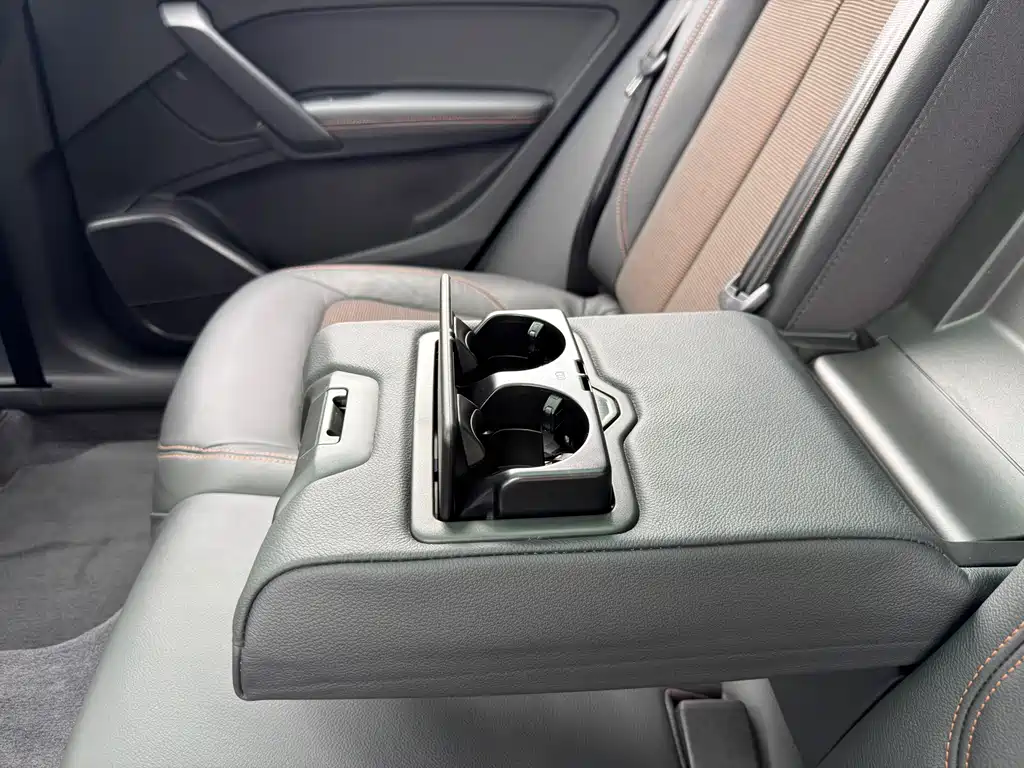Audi Q5L 2019 — фото 23