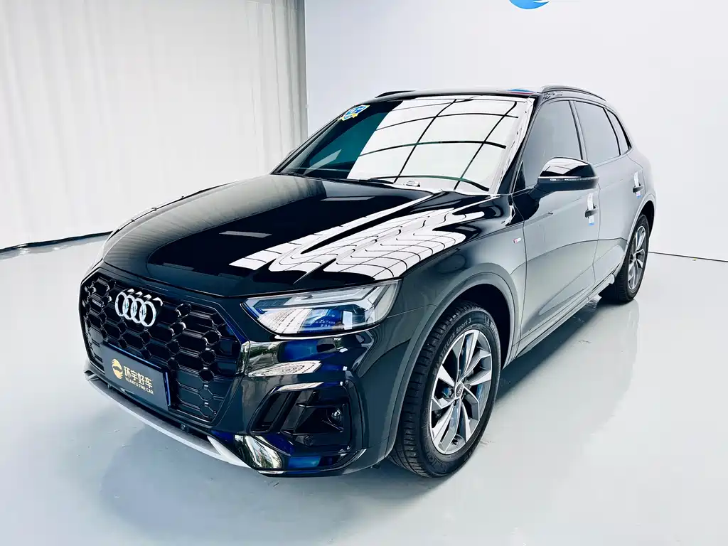Audi Q5L 2024 — фото 1