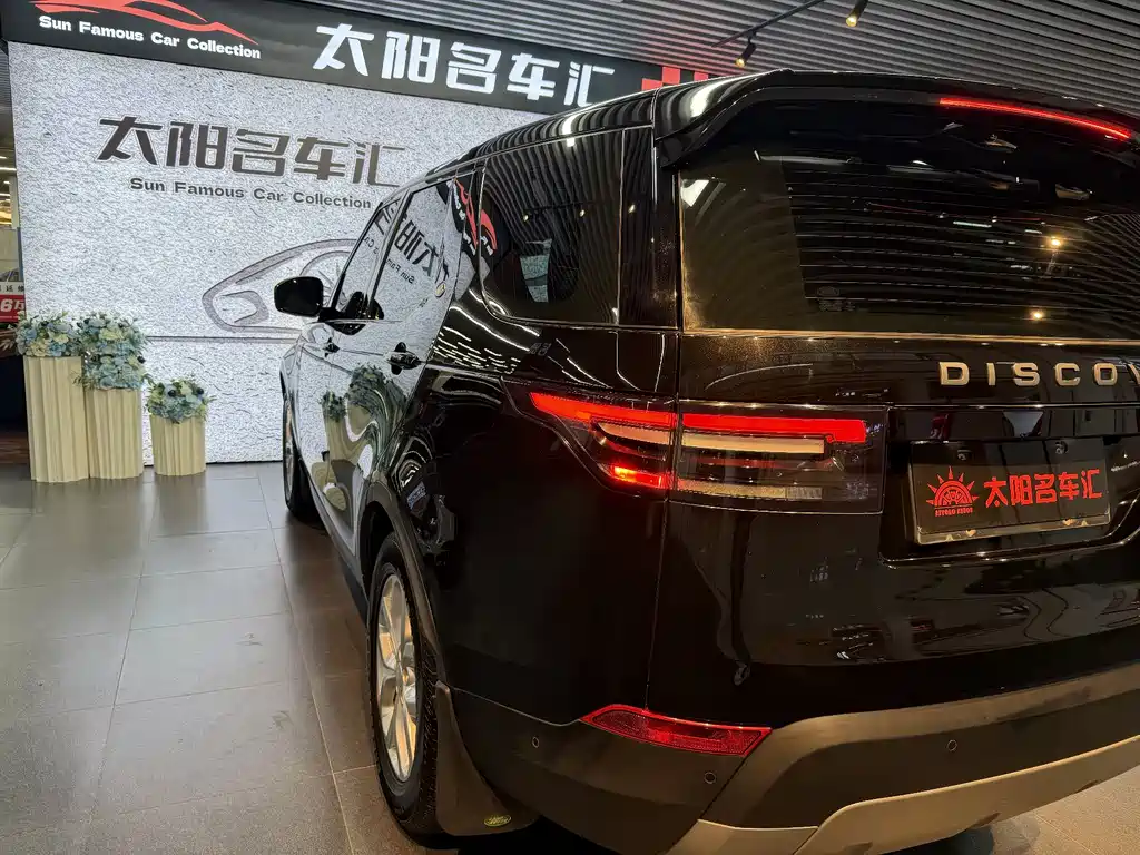 Land Rover Discovery 2019 — фото 17