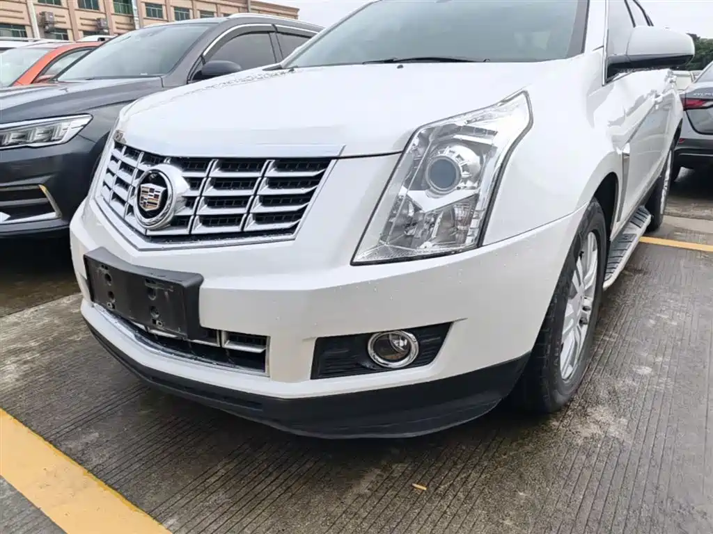 Cadillac SRX 2015 — фото 24