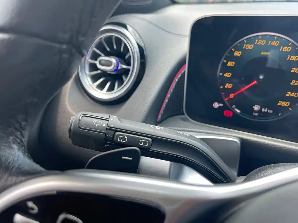 Mercedes-Benz GLB 2020 — фото 14
