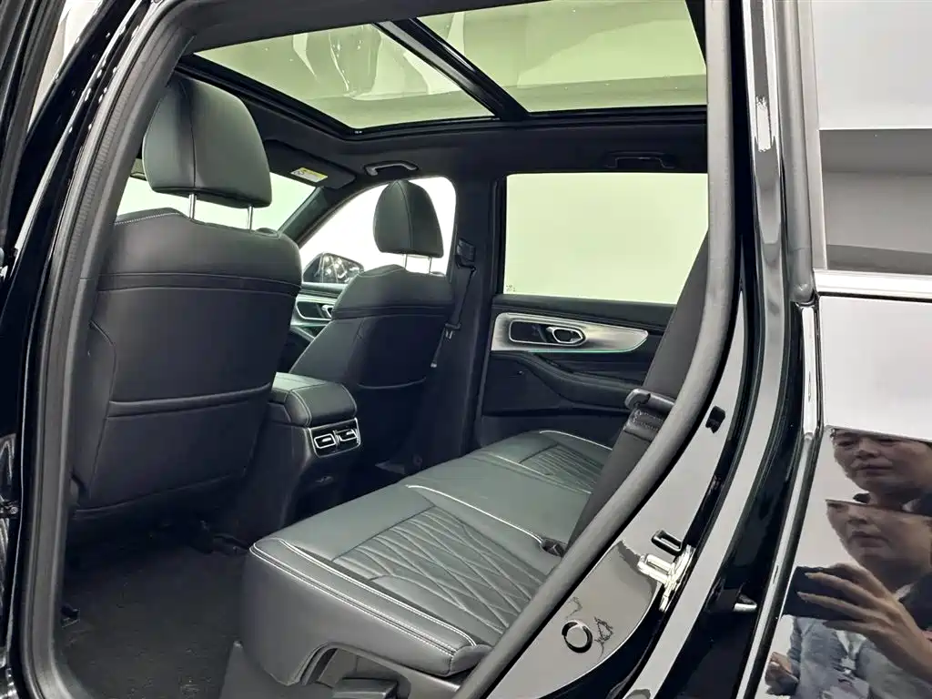 GAC Motor Trumpchi GS8 2024 — фото 20
