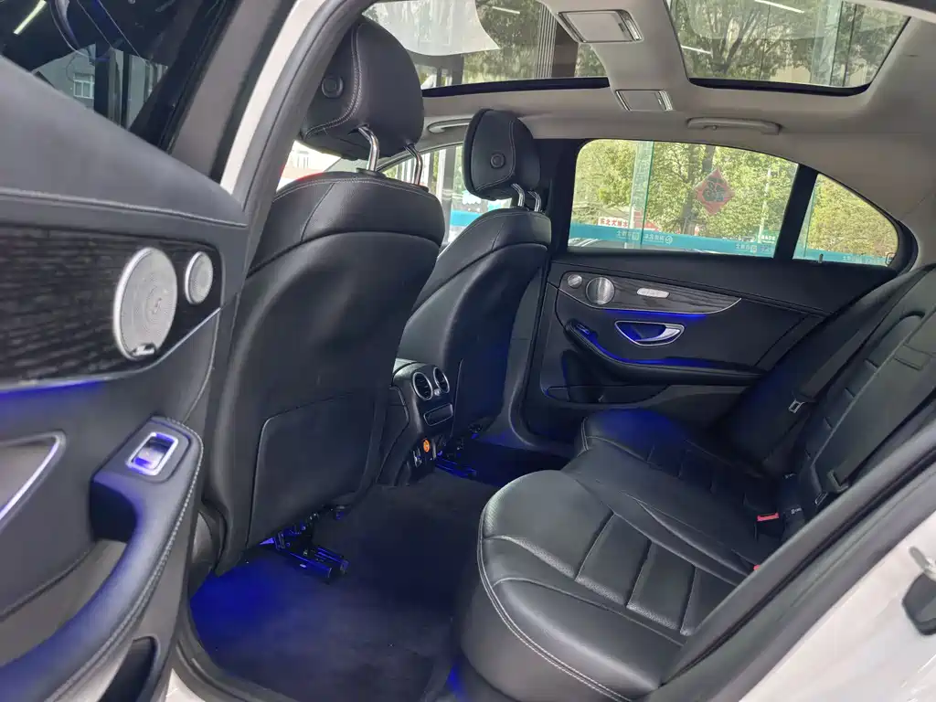 Mercedes-Benz C-Class 2022 — фото 15