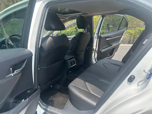 Toyota Camry 2022