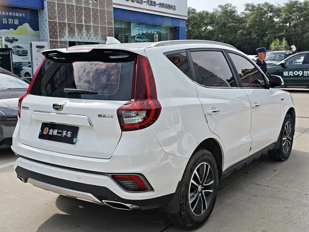 Geely Vision X6 2018 — фото 3