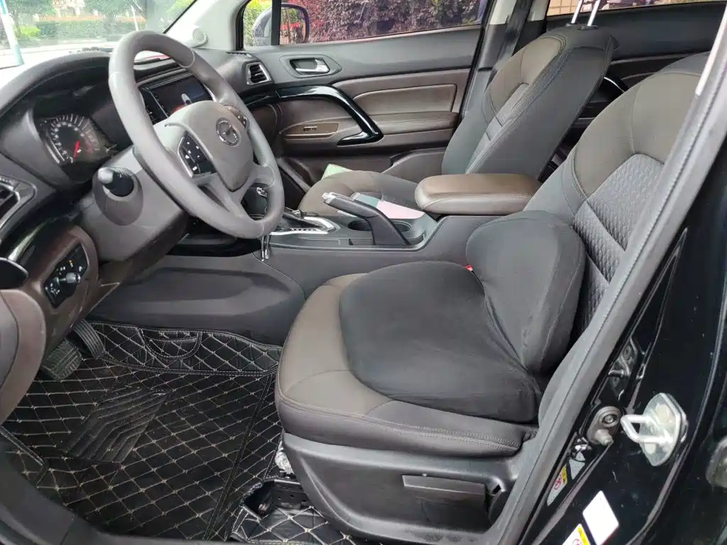 GAC Motor Trumpchi GS4 2015 — фото 12
