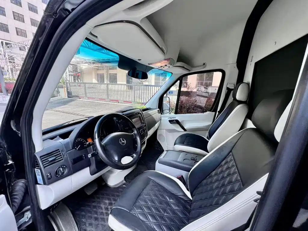 Mercedes-Benz Sprinter 2017 — фото 4