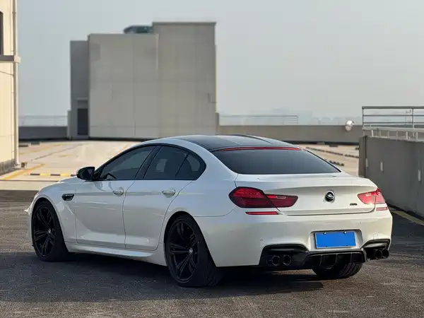 BMW M6 2015