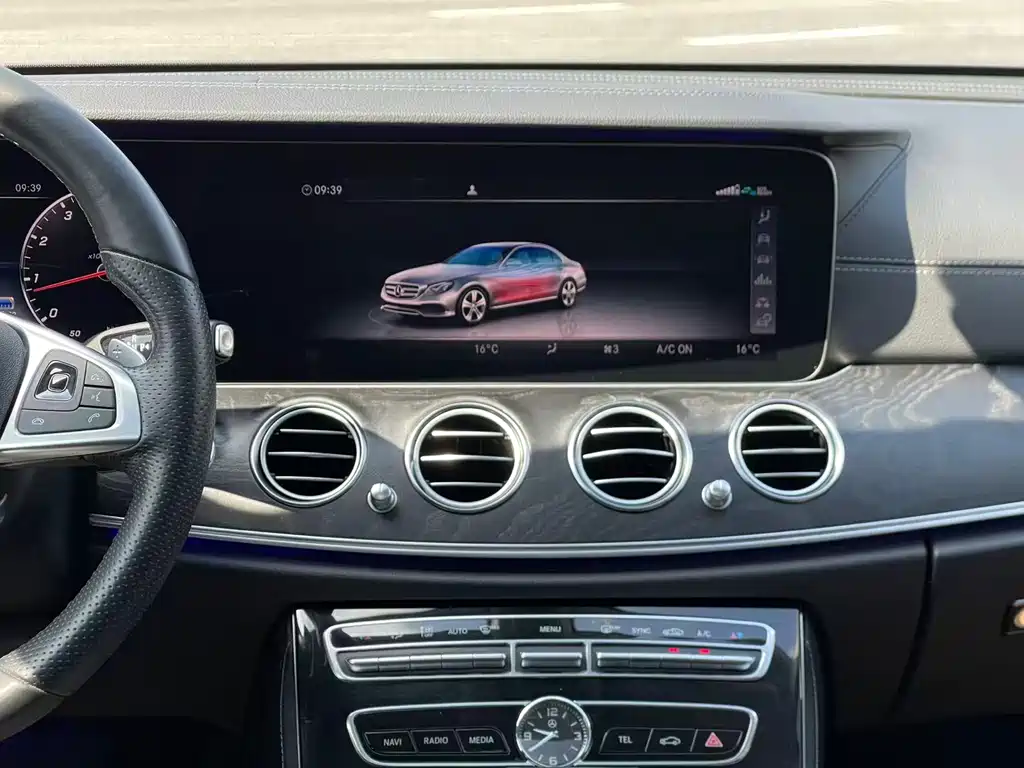 Mercedes-Benz E-Class 2017 — фото 8