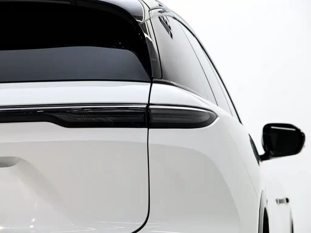 NIO ES6 2023 — фото 32
