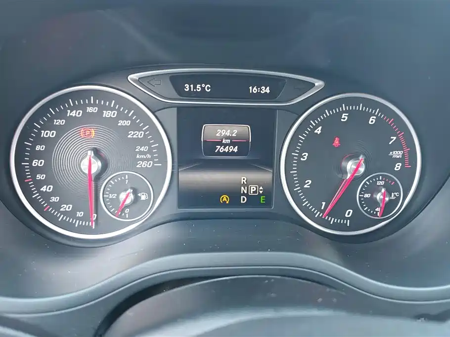 Mercedes-Benz B-Class 2015 — фото 14