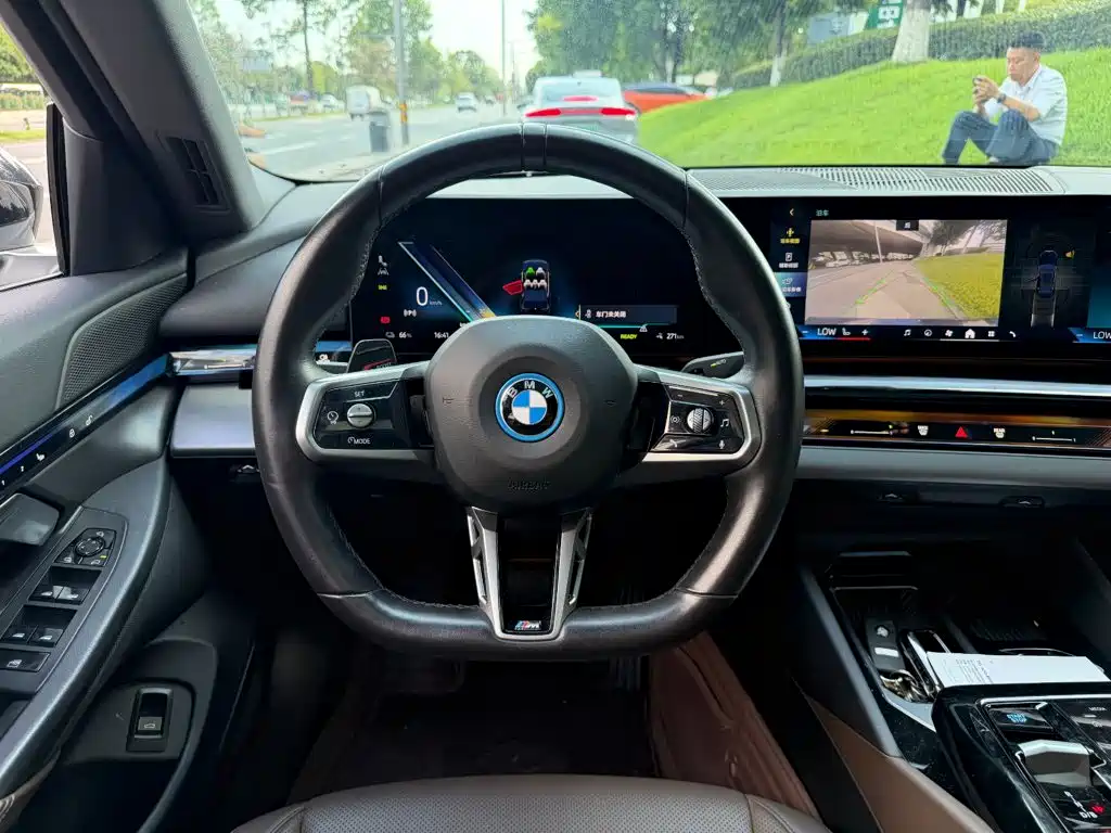 BMW i5 2024 — фото 14