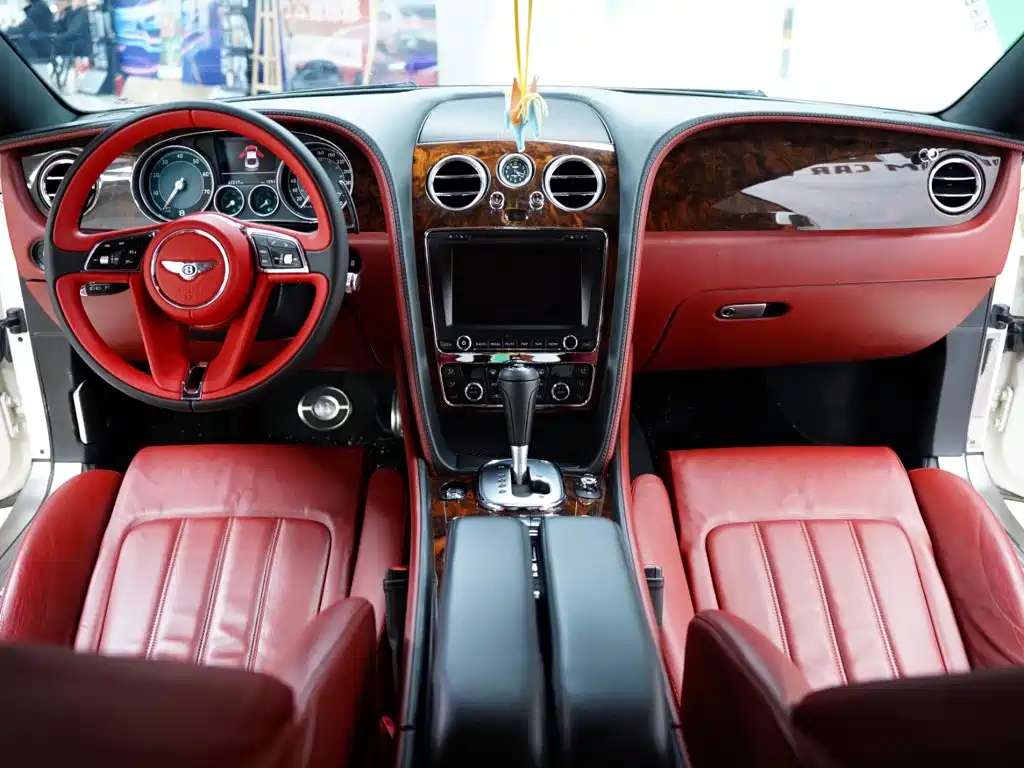 Bentley Continental 2012 — фото 50