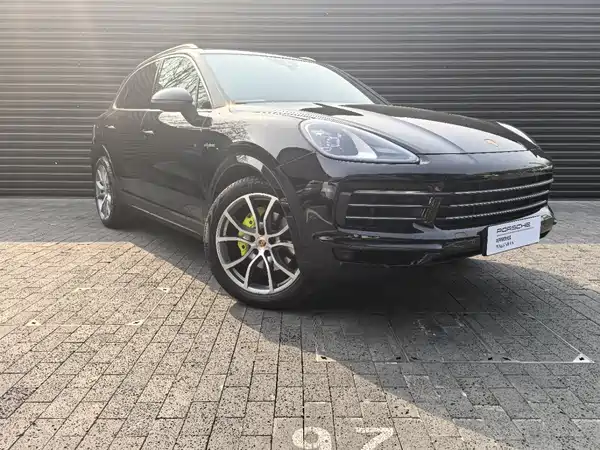Porsche Cayenne New Energy 2021