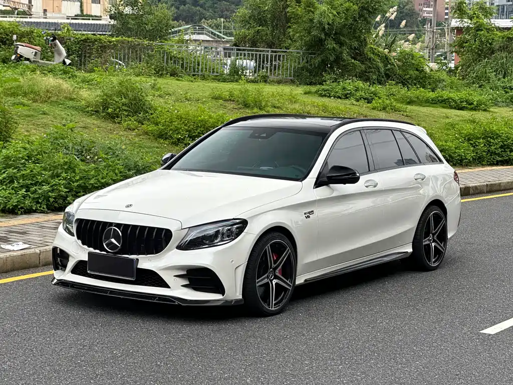 Mercedes-Benz C-Class AMG 2020