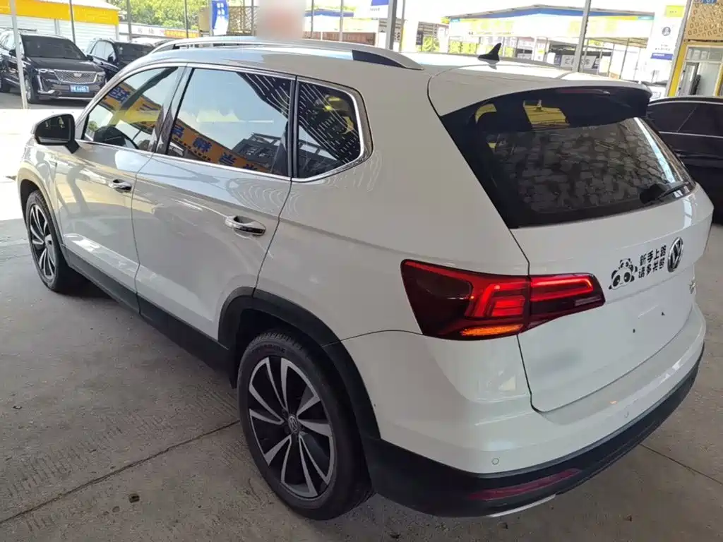 Volkswagen Tharu 2020