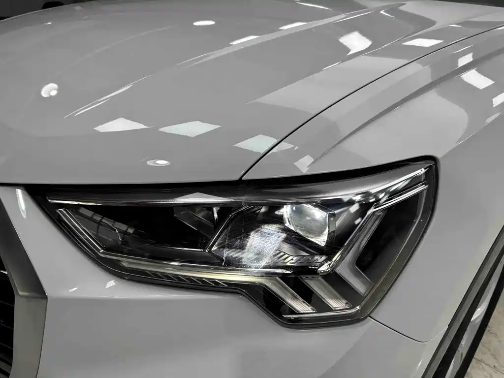 Audi Q3 2022 — фото 18