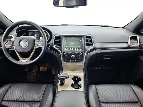 Jeep Grand Cherokee 2014