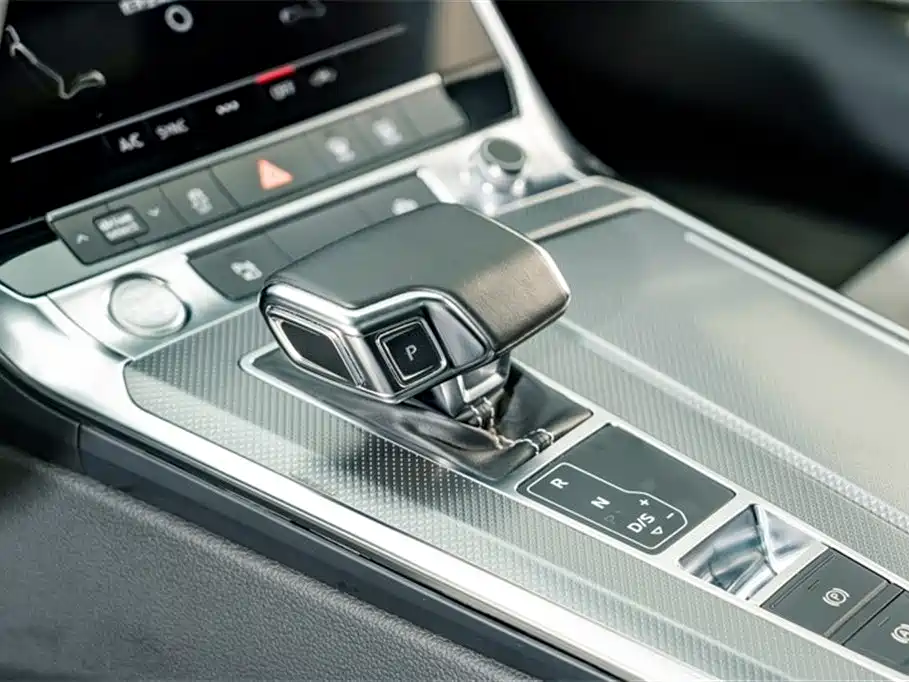 Audi A6L 2019 — фото 13