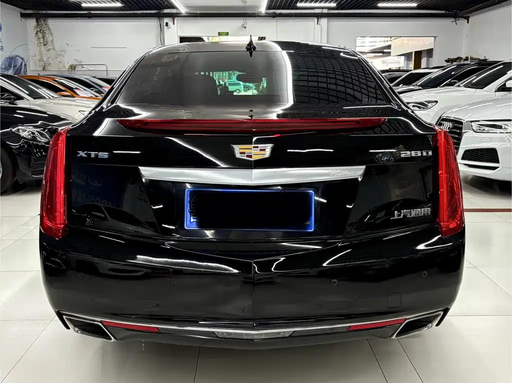 Cadillac XTS 2017 — фото 5