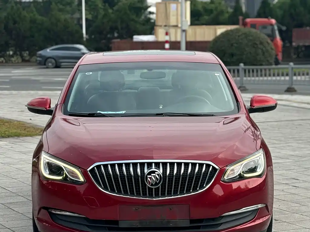 Buick Excelle 2015 — фото 2