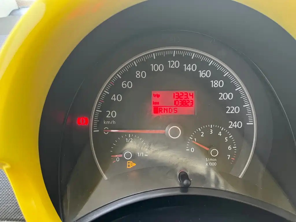 Volkswagen Beetle 2011 — фото 11