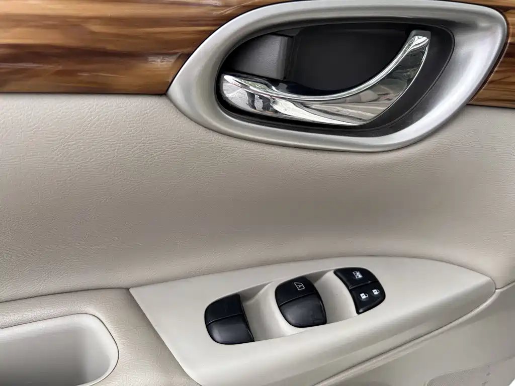Nissan Sylphy 2015 — фото 11