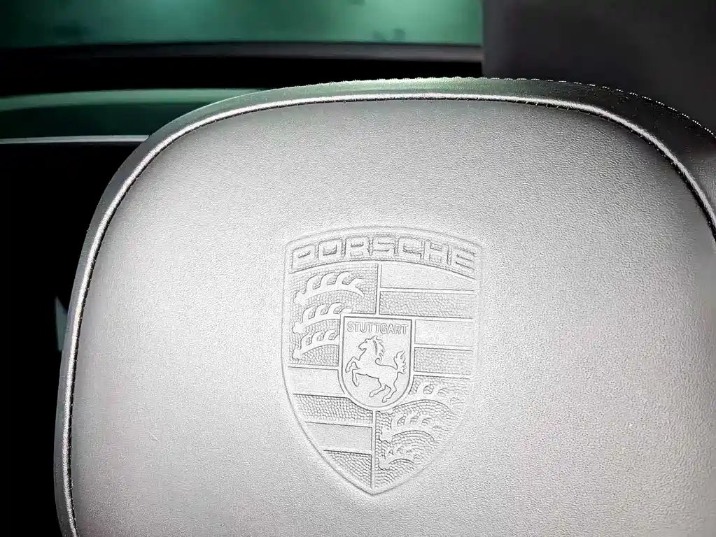 Porsche Cayenne 2022 — фото 16