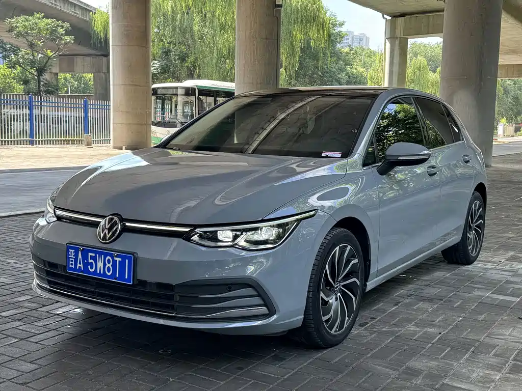 Volkswagen Golf 2022