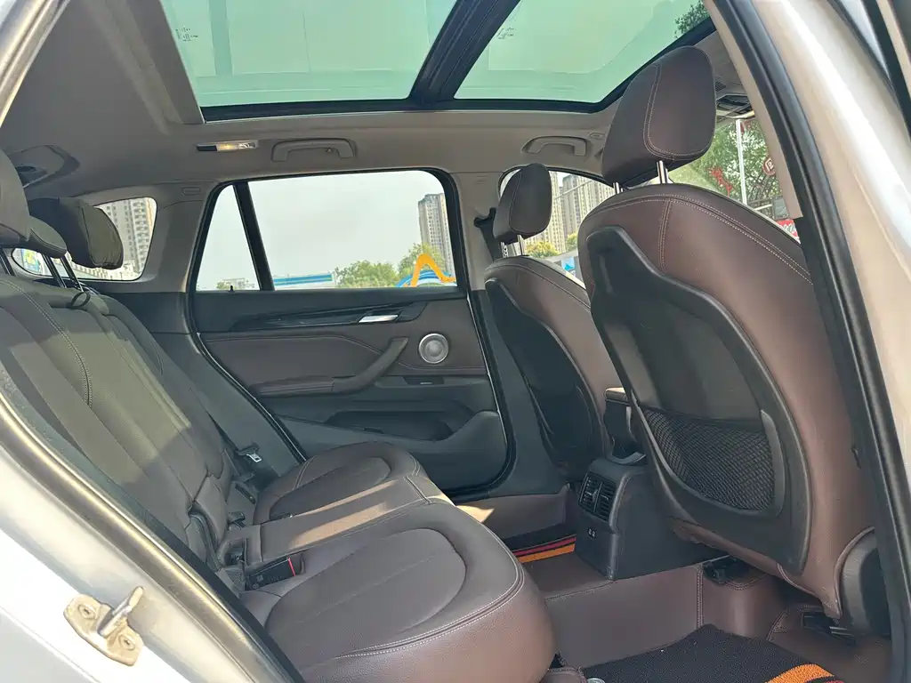 BMW X1 2022 — фото 14