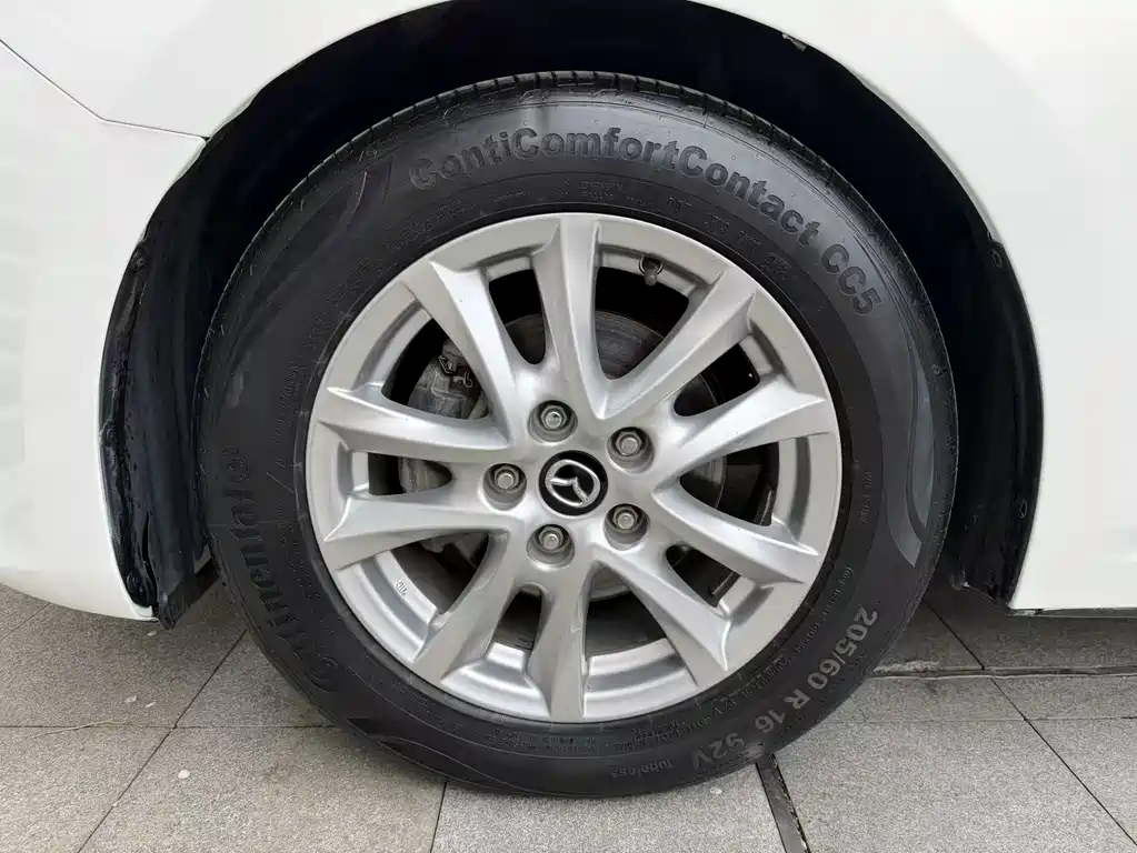 Mazda 3 Axela 2015 — фото 8