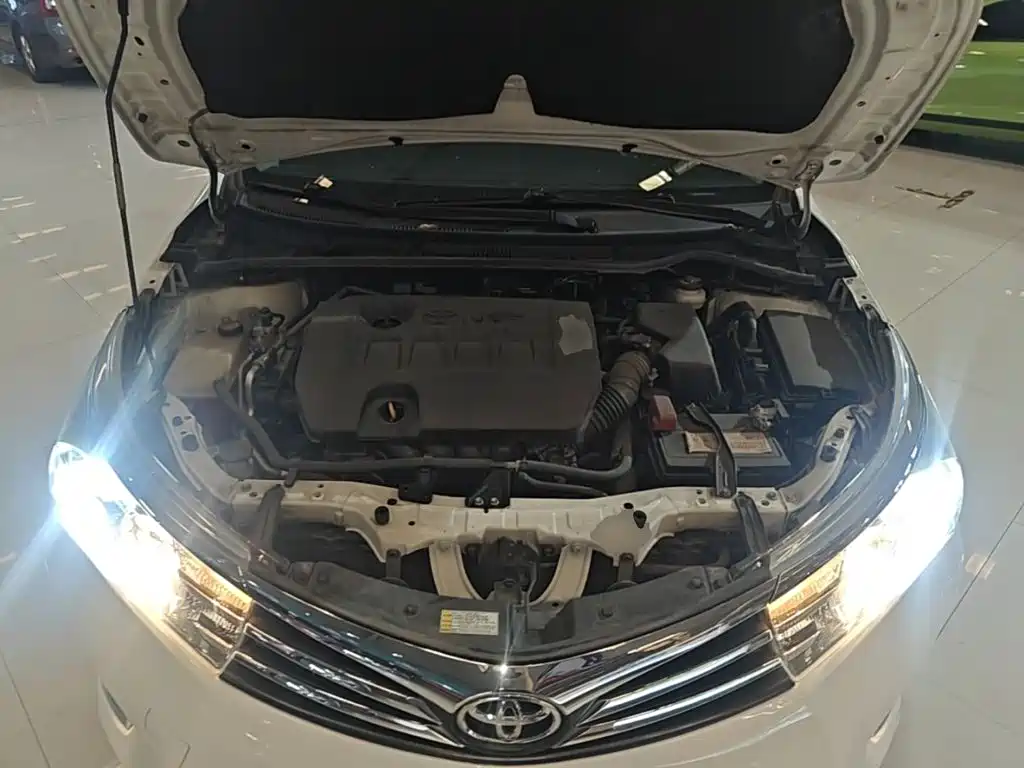 Toyota Corolla 2016 — фото 20