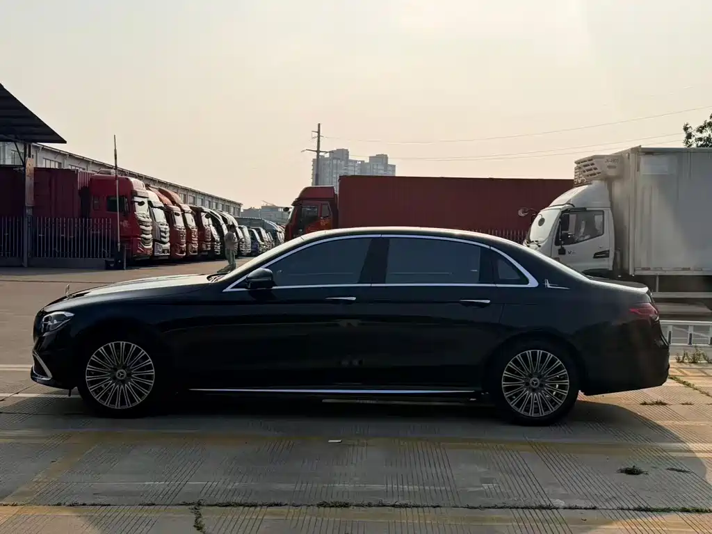 Mercedes-Benz E-Class 2020 — фото 4