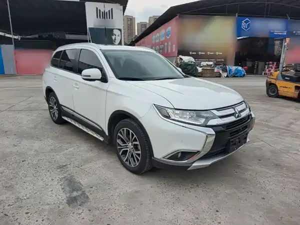 Mitsubishi Outlander 2018