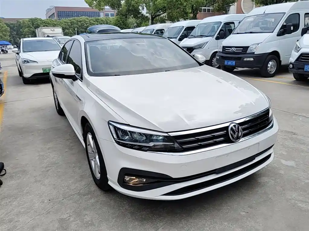 Volkswagen Lamando 2018 — фото 4