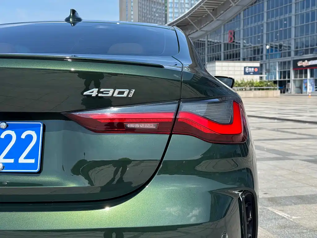 BMW 4 Series 2022 — фото 23