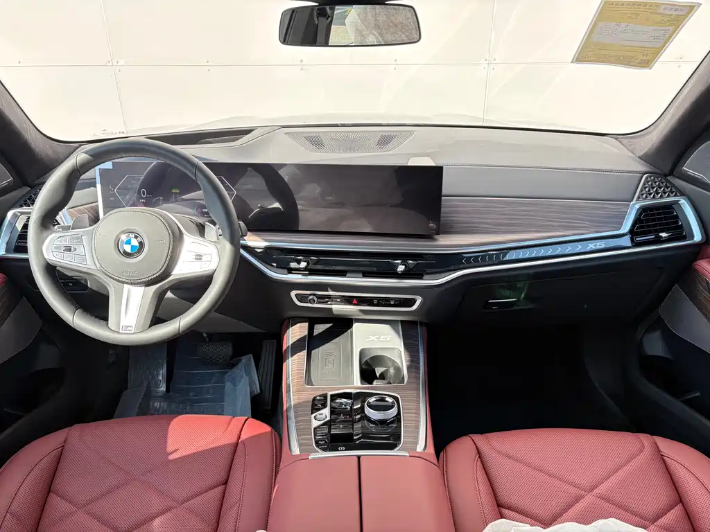 BMW X5 — фото 17