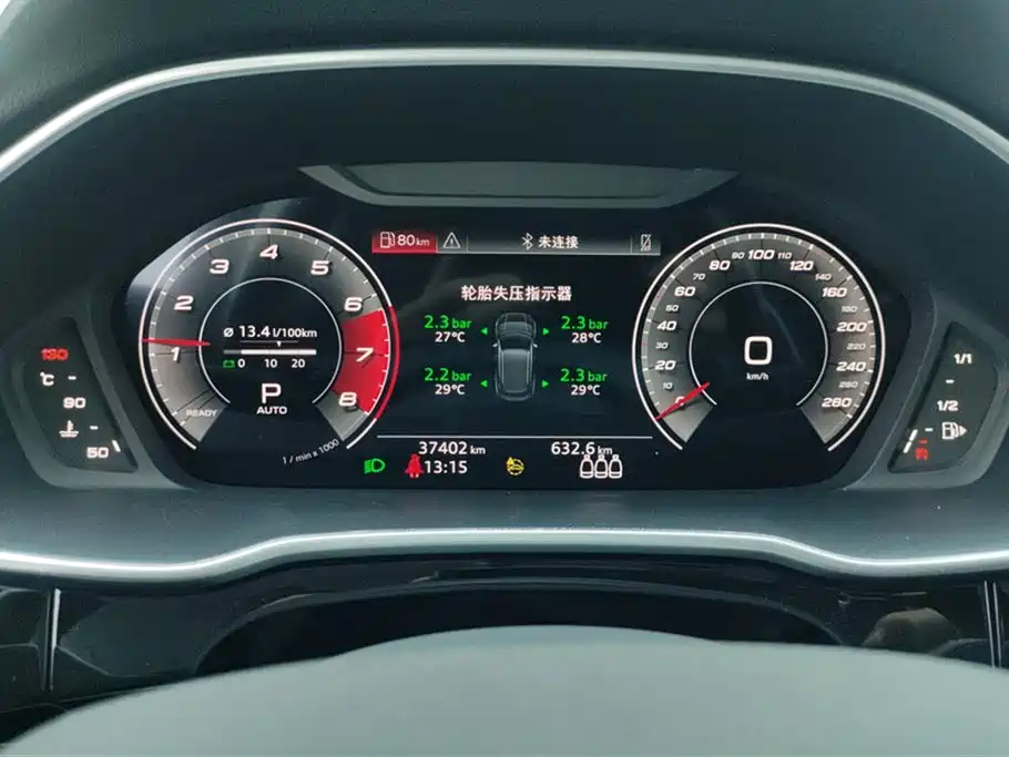 Audi Q3 2022 — фото 14