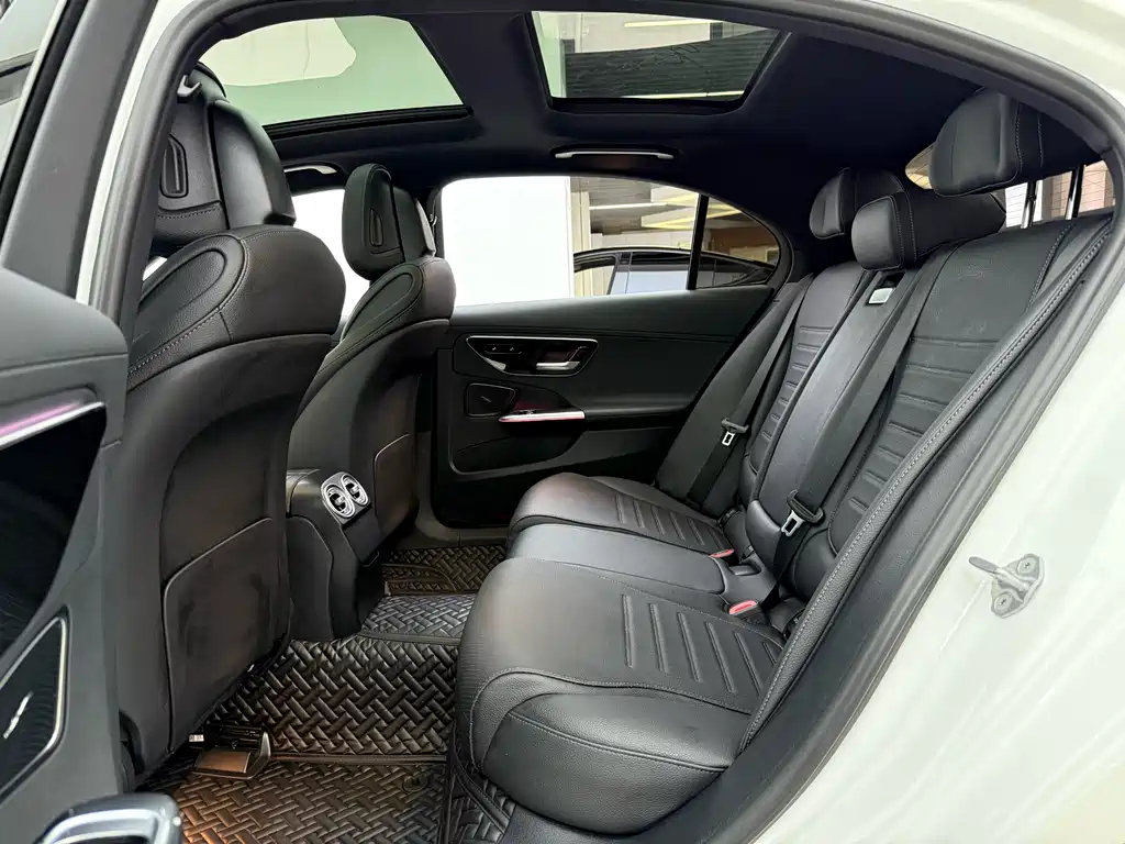 Mercedes-Benz C-Class 2022