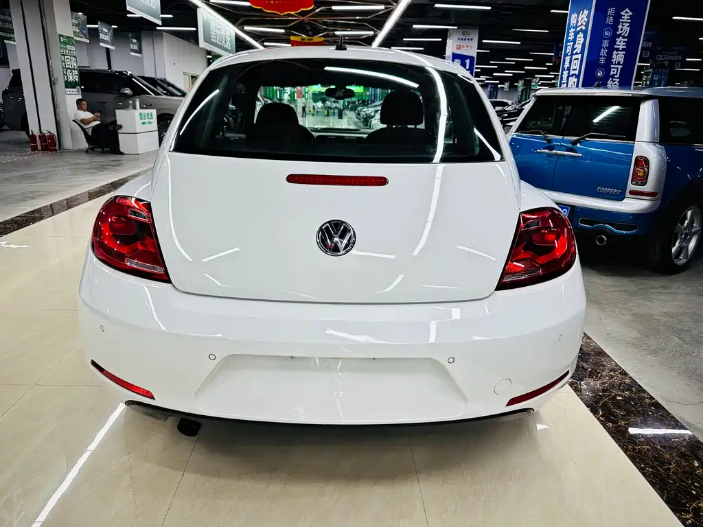 Volkswagen Beetle 2016