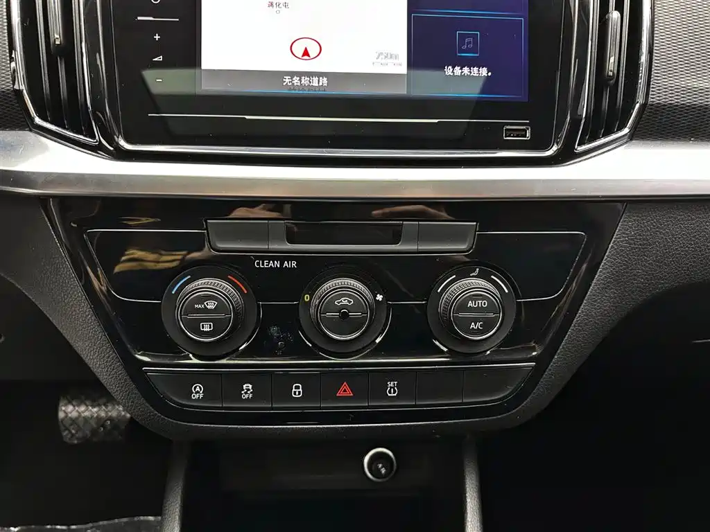 Skoda Kamiq 2023 — фото 15