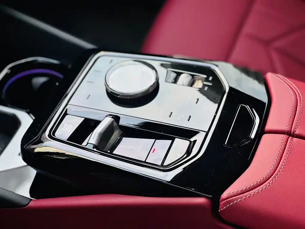 BMW 5 Series 2026 — фото 14