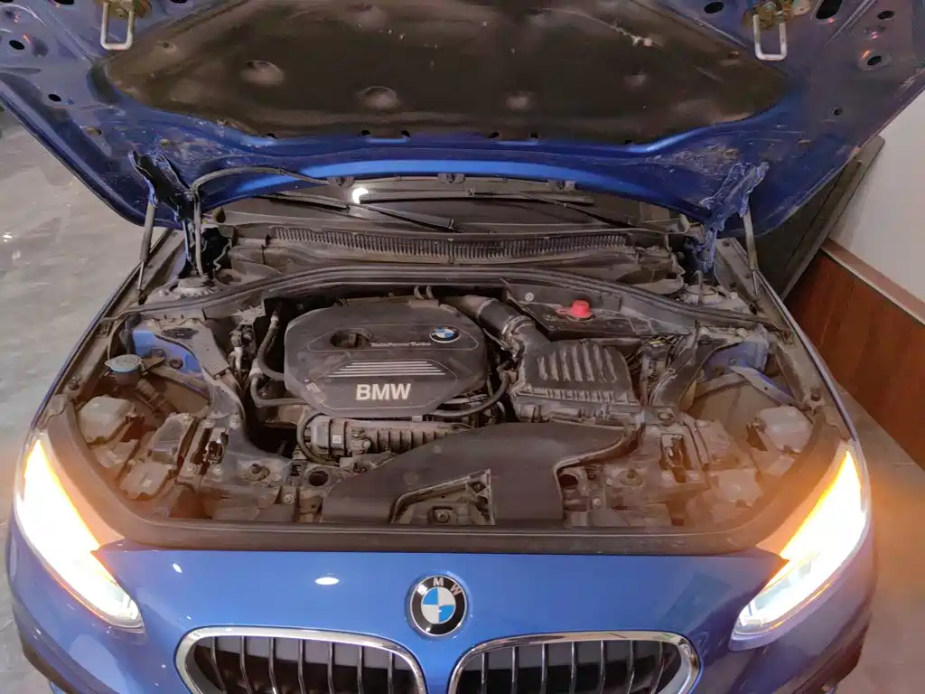 BMW 1 Series 2019 — фото 17