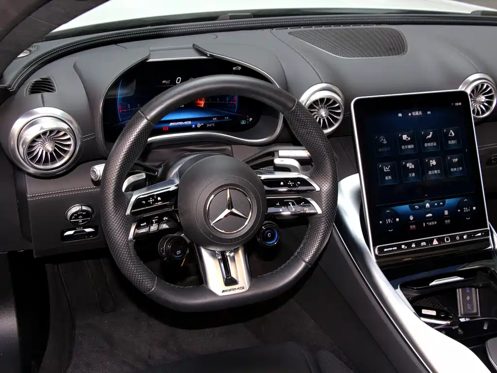 Mercedes-Benz SL-Class AMG 2024 — фото 12