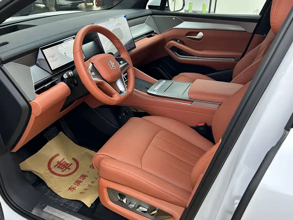 BYD Tang L 2025